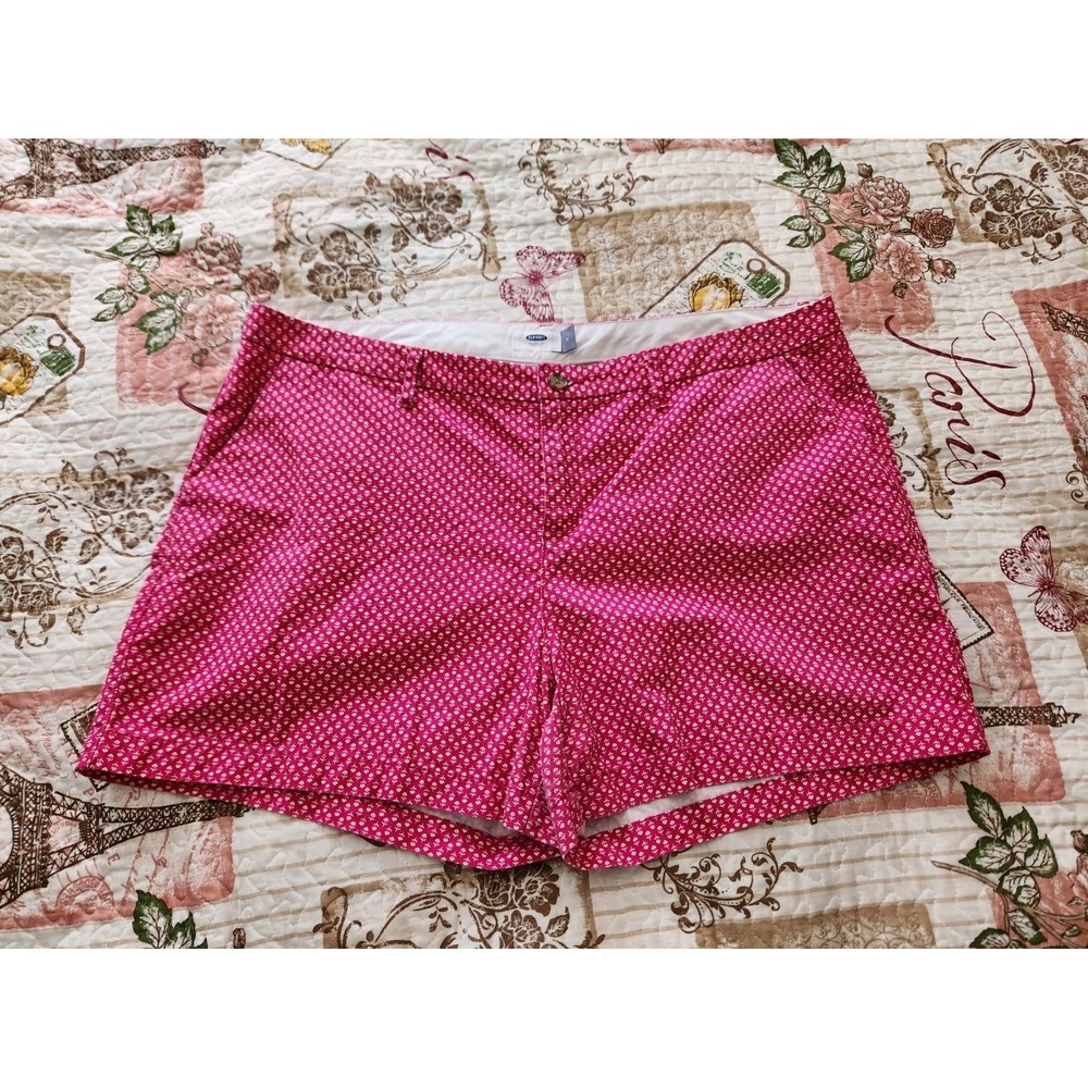 Old Navy Women's Chino Shorts Fuchsia with Flower‎ Print  Pockets Cotton Size 16